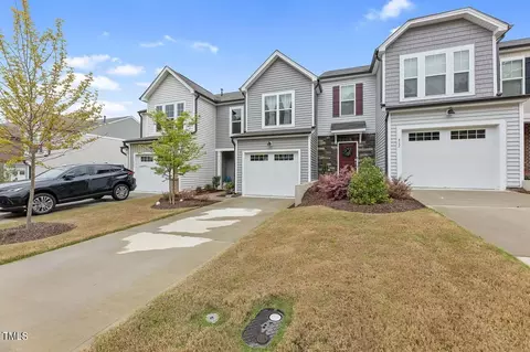 416 White Oak Ridge Dr, Garner, NC 27529