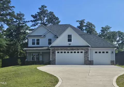 757 Townsend Rd, Raeford, NC 28376