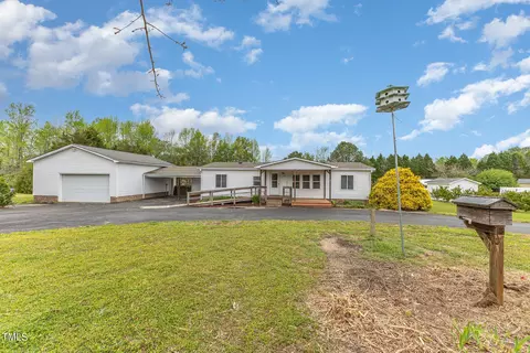 194 Circle G Ln, Willow Spring, NC 27592 photo 3