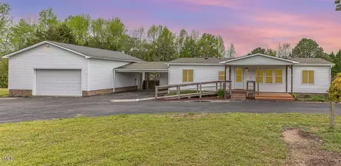 194 Circle G Ln, Willow Spring, NC 27592