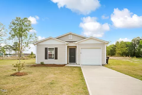 1105 Hope Farm Dr, Tarboro, NC 27886
