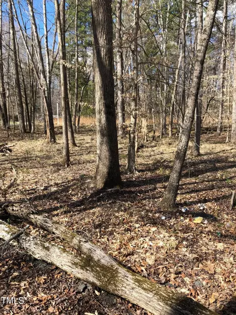6082 Zachary Ln, Oxford, NC 27565
