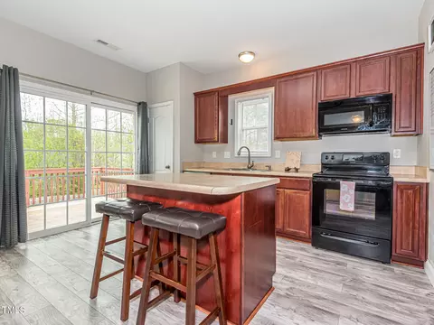 Kitchen - 98 Dropseed Ln, Smithfield, NC 27577 photo 2 of 2