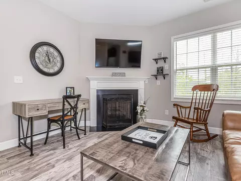 Living - 98 Dropseed Ln, Smithfield, NC 27577 photo 3 of 4