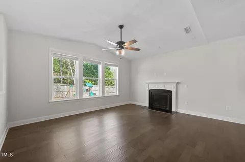 201 Patterson Ct, Cary, NC 27513 photo 3