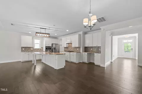 201 Patterson Ct, Cary, NC 27513 photo 7