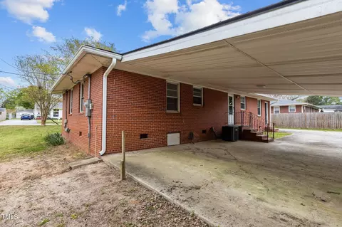 906 Forest Dr, Garner, NC 27529 photo 12
