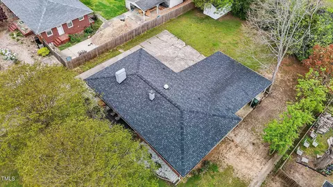 906 Forest Dr, Garner, NC 27529 photo 5