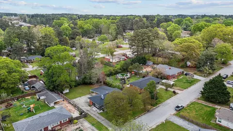906 Forest Dr, Garner, NC 27529 photo 7