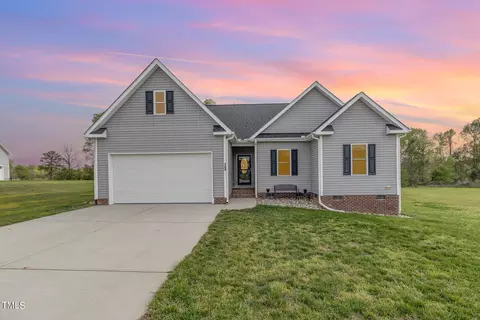 169 Blande Dr, Kenly, NC 27542