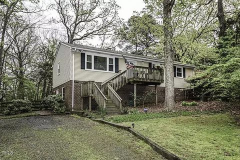 61 Chatham Glen Dr, Durham, NC 27713
