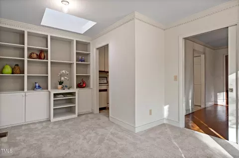 Entry Way - 4 White Oak St, Elon, NC 27244 photo 1 of 1