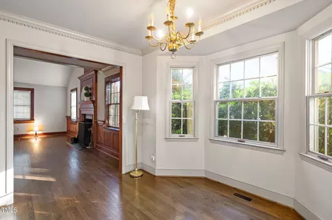 Dining - 4 White Oak St, Elon, NC 27244 photo 1 of 2