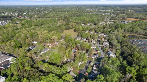 View/Area - 4 White Oak St, Elon, NC 27244 photo 4 of 7