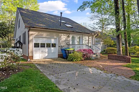 Exterior - 4 White Oak St, Elon, NC 27244 photo 4 of 7