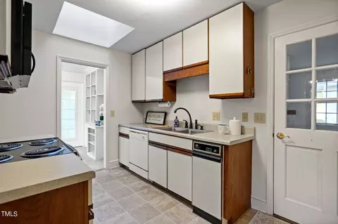 Kitchen - 4 White Oak St, Elon, NC 27244 photo 2 of 3