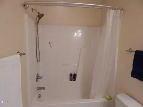 76 Grapevine Trl, Durham, NC 27707 photo 17