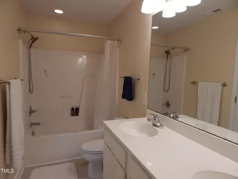 76 Grapevine Trl, Durham, NC 27707 photo 19