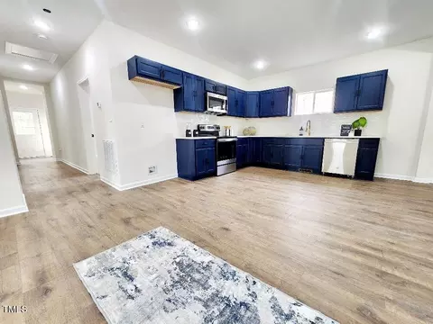 733 W M St, Erwin, NC 28339 photo 9