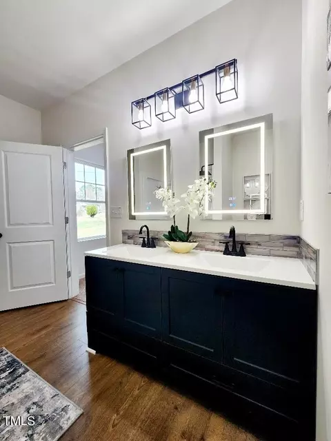 733 W M St, Erwin, NC 28339 photo 32