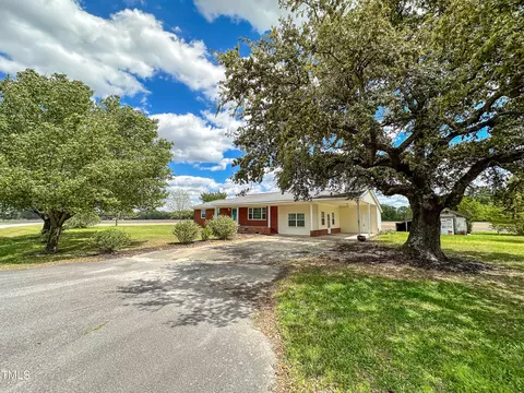 3701 Henry Brooks Rd, Grifton, NC 28530