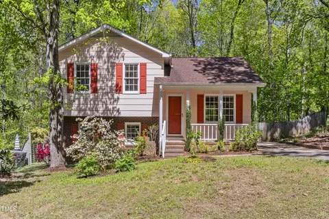 7941 Brandyapple Dr, Raleigh, NC 27615