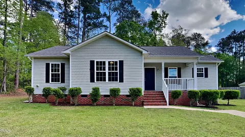 1405 Pineview Dr, Garner, NC 27529 photo 1