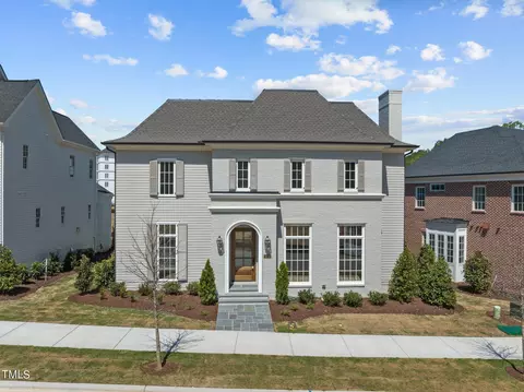 2639 Marchmont St, Raleigh, NC 27608