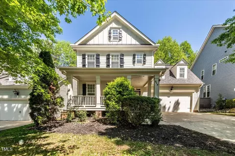 217 Thorndale Dr, Holly Springs, NC 27540