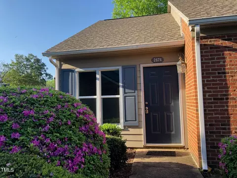 2674 Hitchcock Dr, Durham, NC 27705