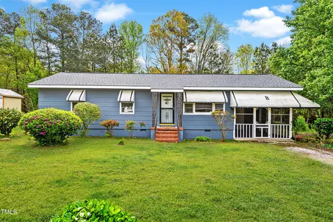 453 Big Pine Rd, Clayton, NC 27520