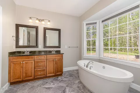 3640 Pineview Cir, Durham, NC 27705 photo 26