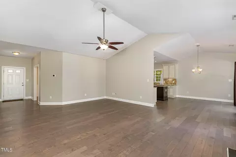 3640 Pineview Cir, Durham, NC 27705 photo 5