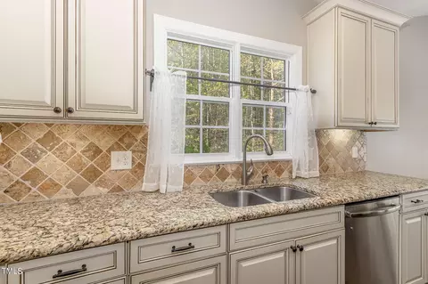 3640 Pineview Cir, Durham, NC 27705 photo 14