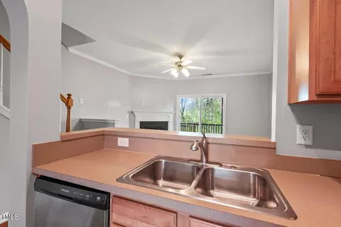 136 Grey Elm Trl, Durham, NC 27713 photo 6