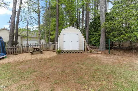 606 Kimloch Dr, Garner, NC 27529 photo 9