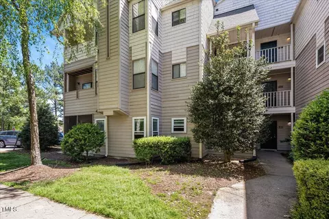 600 Audubon Lake Dr #5A11, Durham, NC 27713