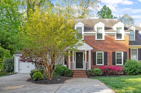 9 Lytham Ln, Durham, NC 27707
