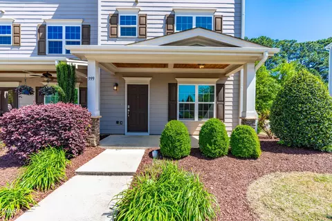 999 Tender Dr, Apex, NC 27502 photo 2