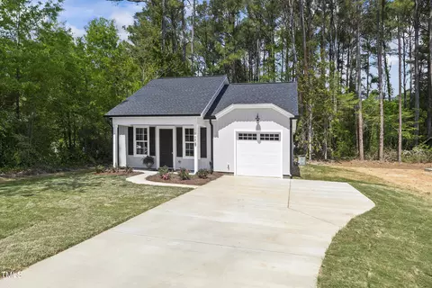 100 Pace St # -B, Smithfield, NC 27577 photo 3