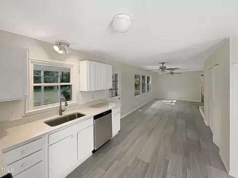Kitchen - 5817 Tomahawk Trl, Durham, NC 27712 photo 2 of 4