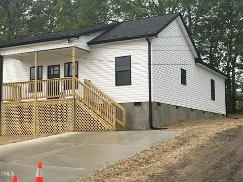 420 W Fifth St, Burlington, NC 27215