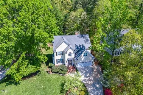 2520 Harptree Ct, Raleigh, NC 27613