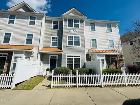 11720 Coppergate Dr #102, Raleigh, NC 27614