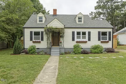 305 Colleton Rd, Raleigh, NC 27610