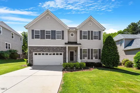 689 Seastone St, Raleigh, NC 27603