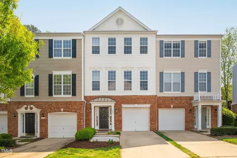 5445 Golden Arrow Ln, Raleigh, NC 27613