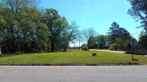 605 E 10th St, Scotland Neck, NC 27874