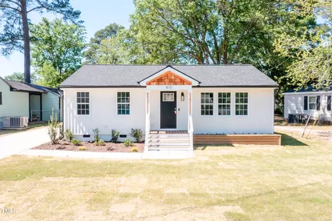 810 S Wilmington Ave, Dunn, NC 28334