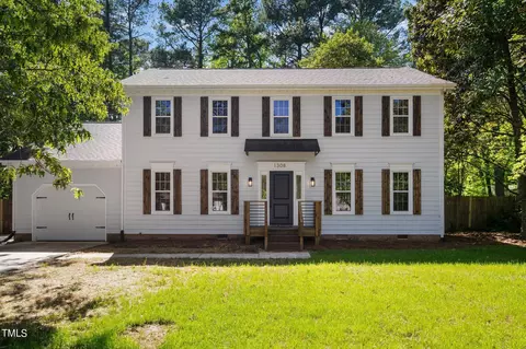 1308 Prat Ct, Raleigh, NC 27606